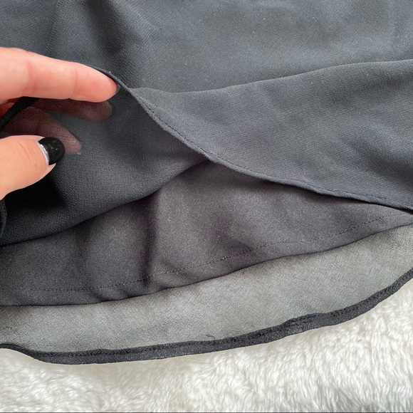 Gorgeous Sz M Sheer Bank Embroidered Tank - Picture 7 of 11